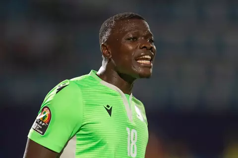 للتلاعب بالمباريات.. إيقاف حارس كينيا وبدء التحقيق معه بالتعاون مع فيفا وكاف